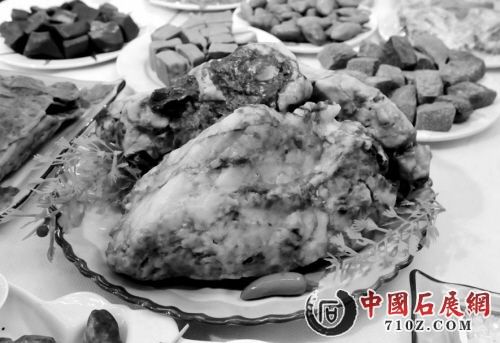 108����ϡ��ɽʯƴ������ȫϯ��ʯͷ�硱(��ͼ)