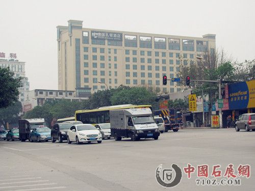 չ����ǰ���̵�����·��