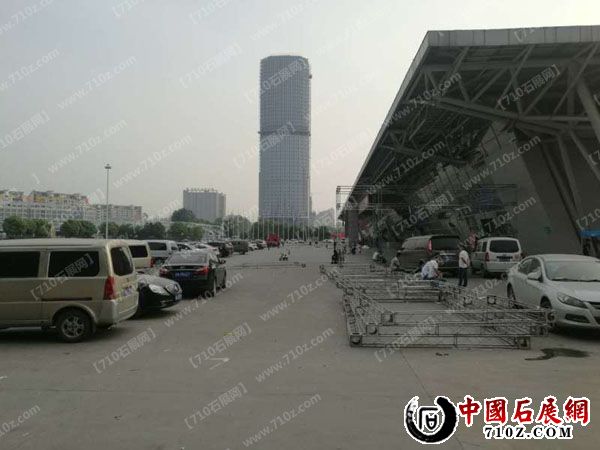 894867628 ����.jpg