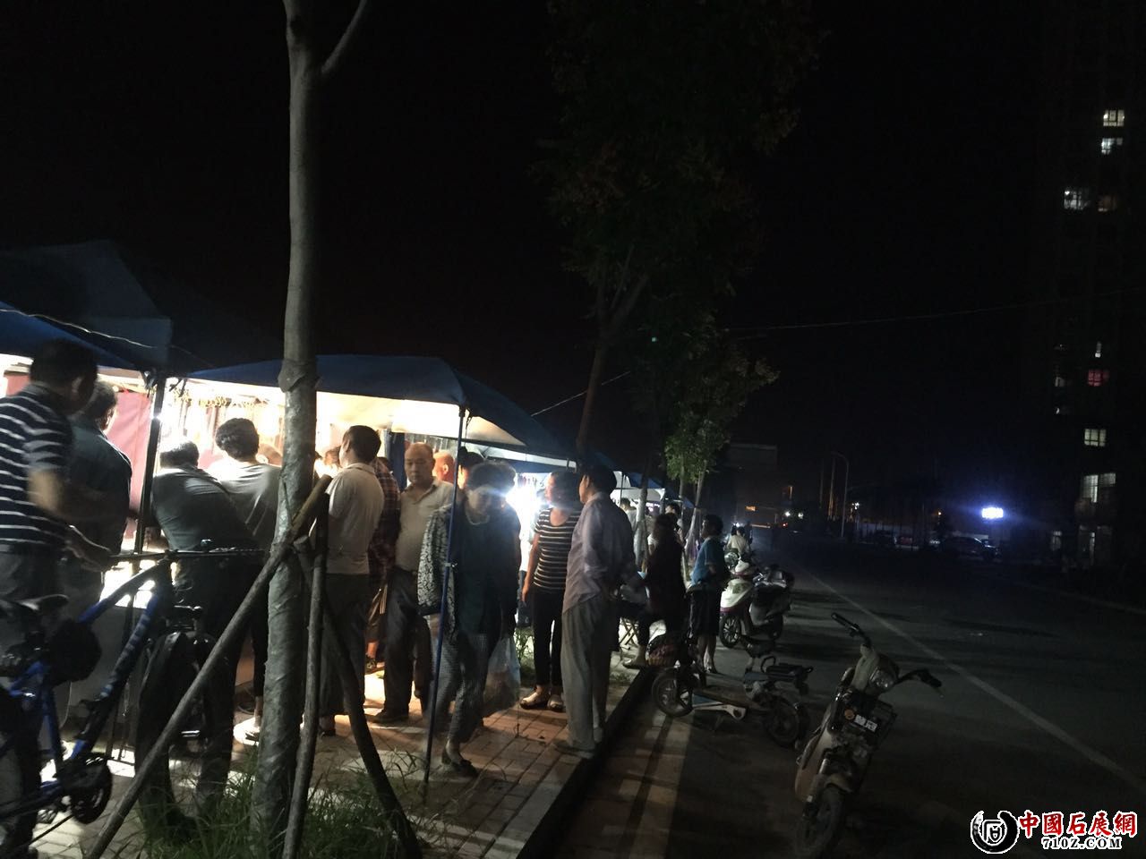 ��һ��ɼɼ���ʳ�չ��ʵ��ͼ