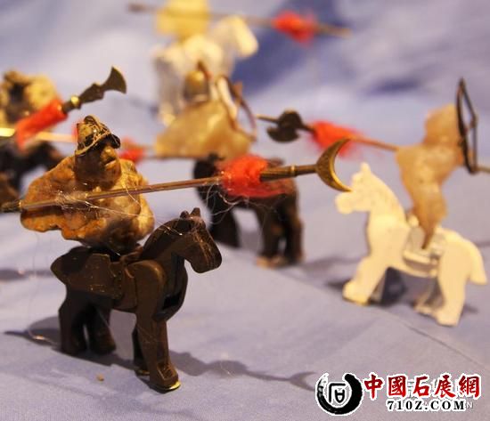 ��ʯ˵��������Ʒ�еġ�����������������Դ�����ɹŸ��ʯ���½�����ͽ�˿��ȶ�����ʯ�������ɣ�10��14���㣩��