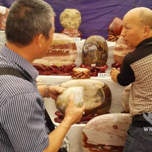 �人��ʯ�Ļ�������ӭ�����ź����ճɽ�3000��