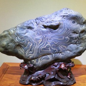 һ����ʯ�Ƿ����ղؼ�ֵ���Ϳ��������ˣ�