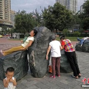 ������������ſʯͷ�ϡ����ơ� �����Ų��϶�