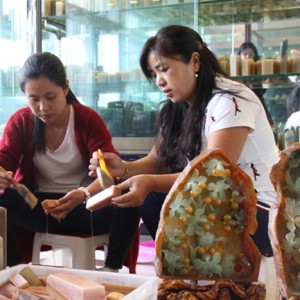 ��ɽ��������ʯС��