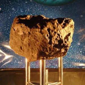 ���ſ��ʯͷ���Ȼƽ𻹹��ʯͷ