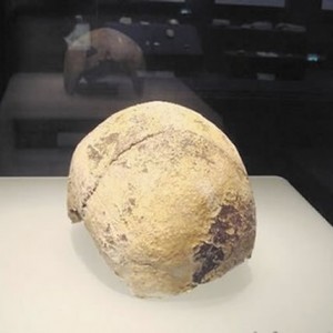 ������ʯ�����߳����������������ˡ�ͷ�ǻ�ʯ